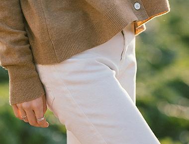 白色九分牛仔裤