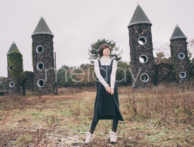 童趣花格昵背带裙