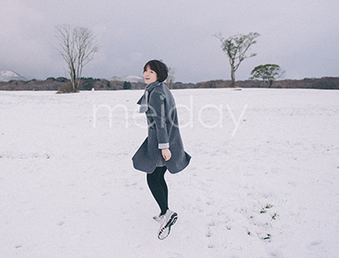 蝴蝶结领压缩羊毛大衣,灰色款