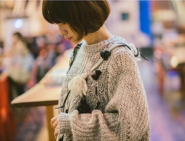 毛线装饰破坏感大毛衣