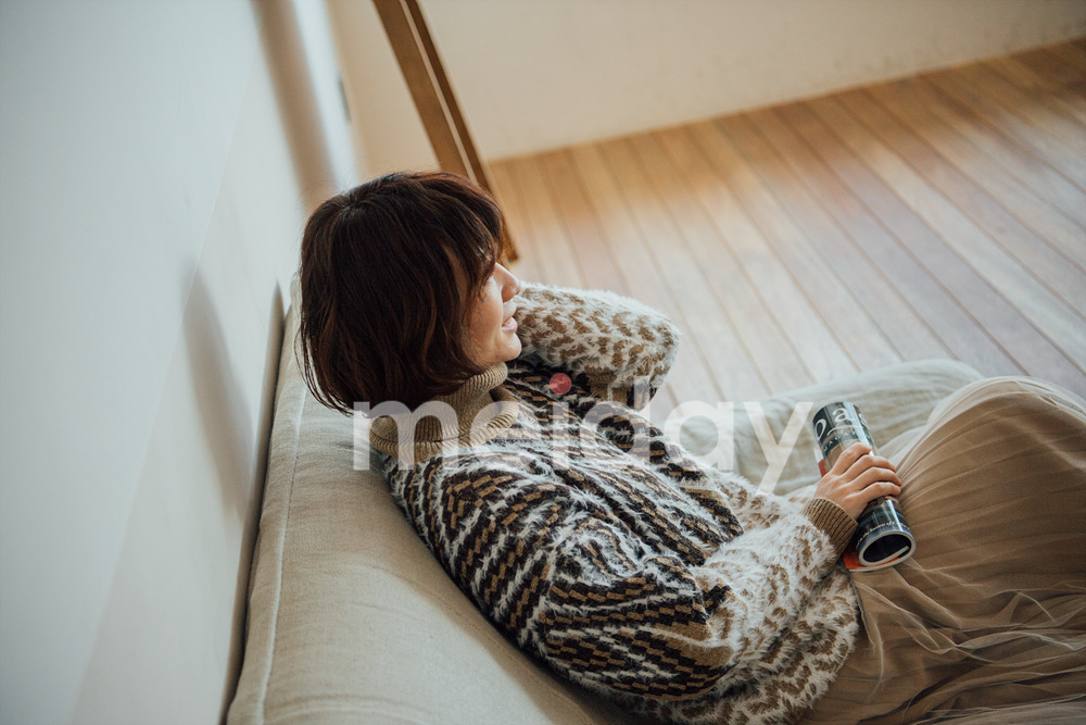 卡其色圣诞格纹高领毛衣