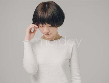 棉质白色打底衫