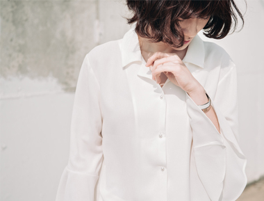 珍珠扣七分袖雪纺衬衫